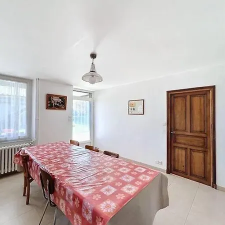 Σπίτι διακοπών Brp Aveyron, Castan House, 5 Beds