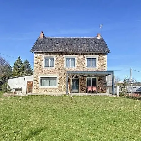 Holiday home Brp Aveyron, Castan House, 5 Beds Druelle Balsac