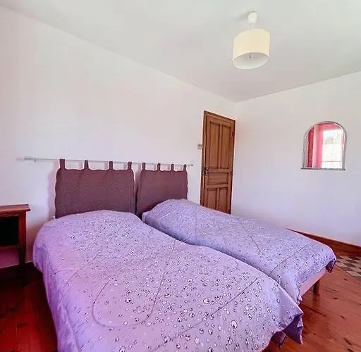 Brp Aveyron, Castan House, 5 Beds Сasa de vacaciones