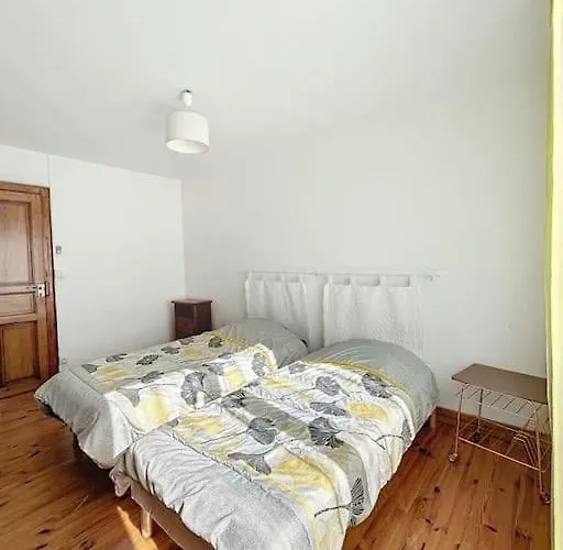 Сasa de vacaciones Brp Aveyron, Castan House, 5 Beds *