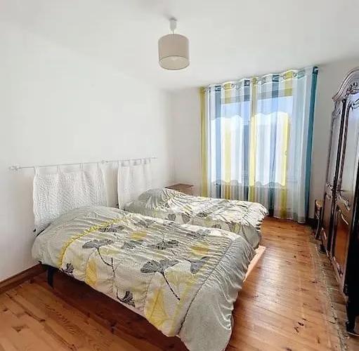 Сasa de vacaciones Brp Aveyron, Castan House, 5 Beds Druelle Balsac