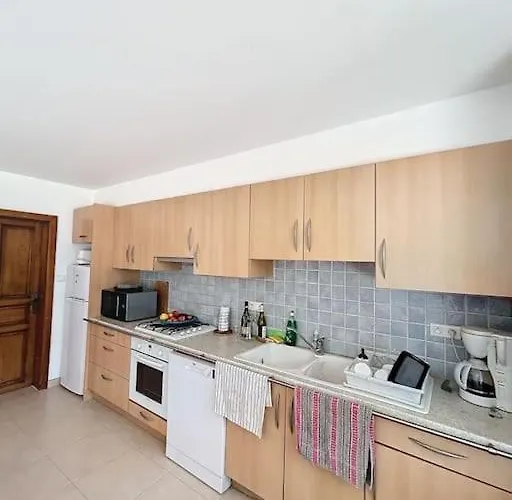 Brp Aveyron, Castan House, 5 Beds