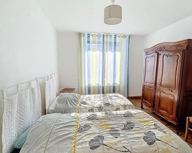 Сasa de vacaciones Brp Aveyron, Castan House, 5 Beds Druelle Balsac